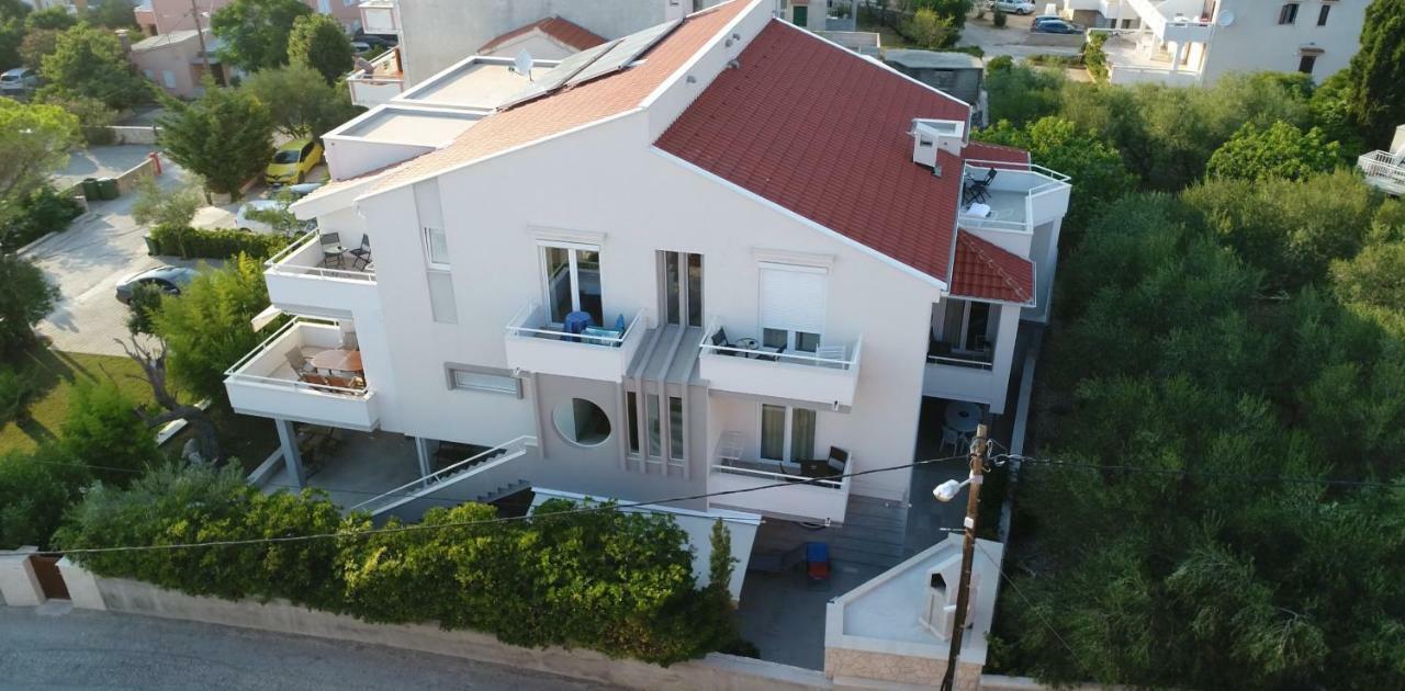 Rooms Villa Ropus Novalja Exterior photo